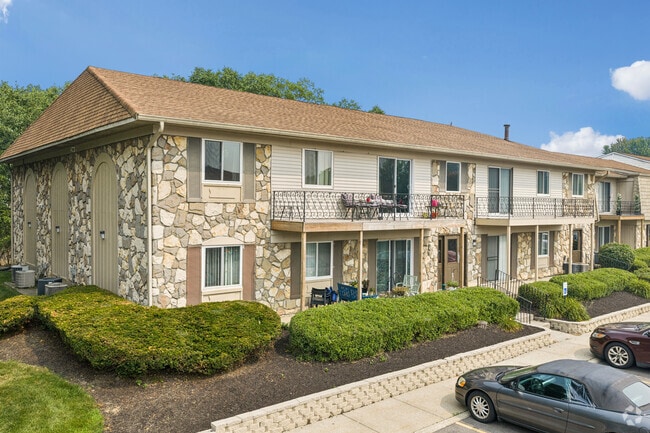 Building Photo - Andover Park
