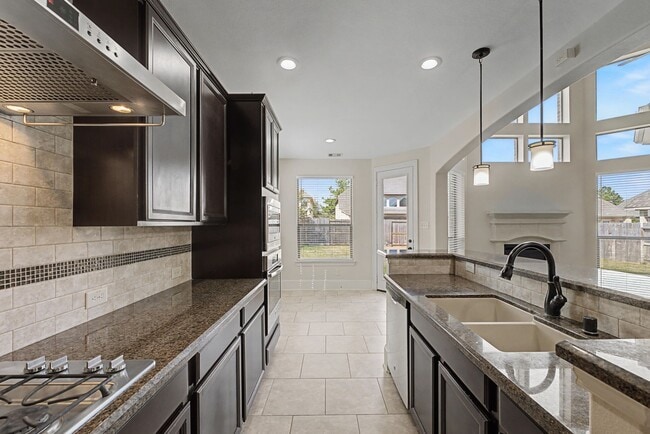 Building Photo - 27363 Pendleton Trace Dr