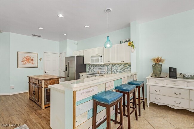 Building Photo - 8311 Village Edge Cir