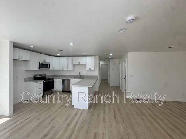 Building Photo - 5657 Rocky Rd