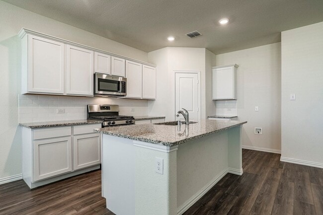 Building Photo - 652 Ridgeback Trail