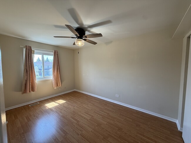 Building Photo - 1874 Windward Ln