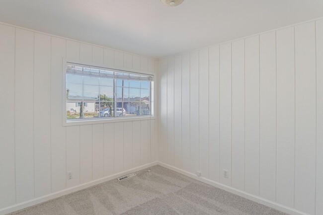 Building Photo - Beautiful Updated Home in the Heart of Marina