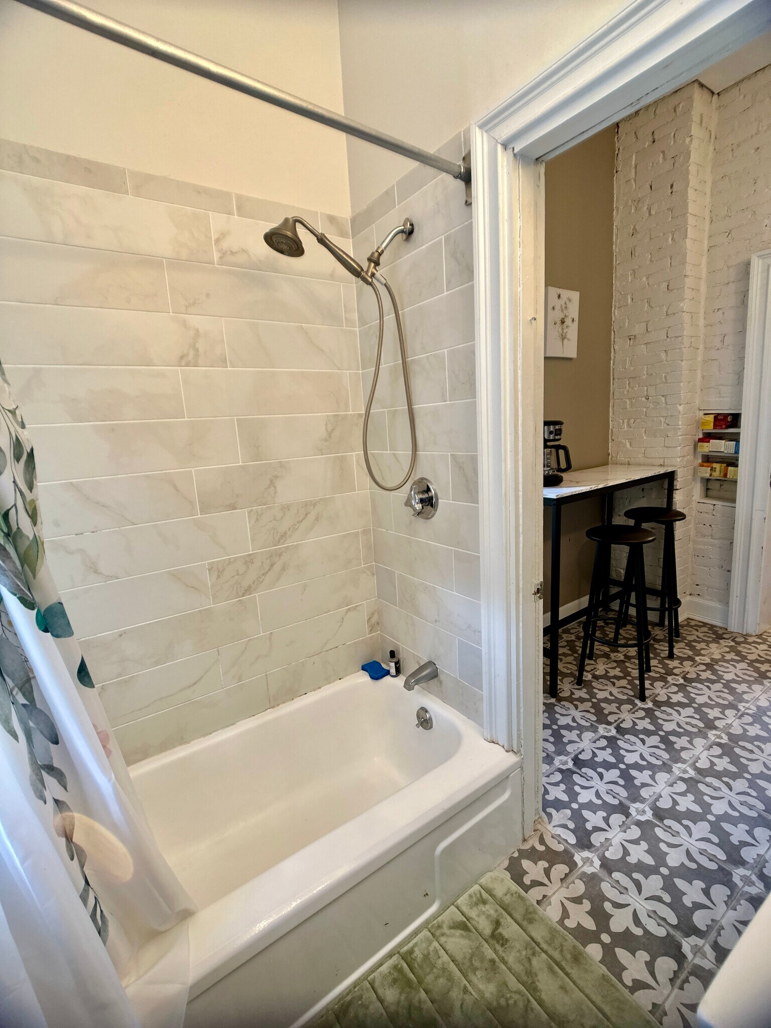 Building Photo - 271 Chestnut Ave