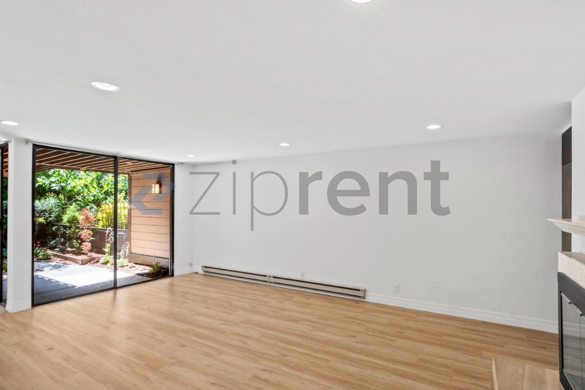 Building Photo - Unit 27