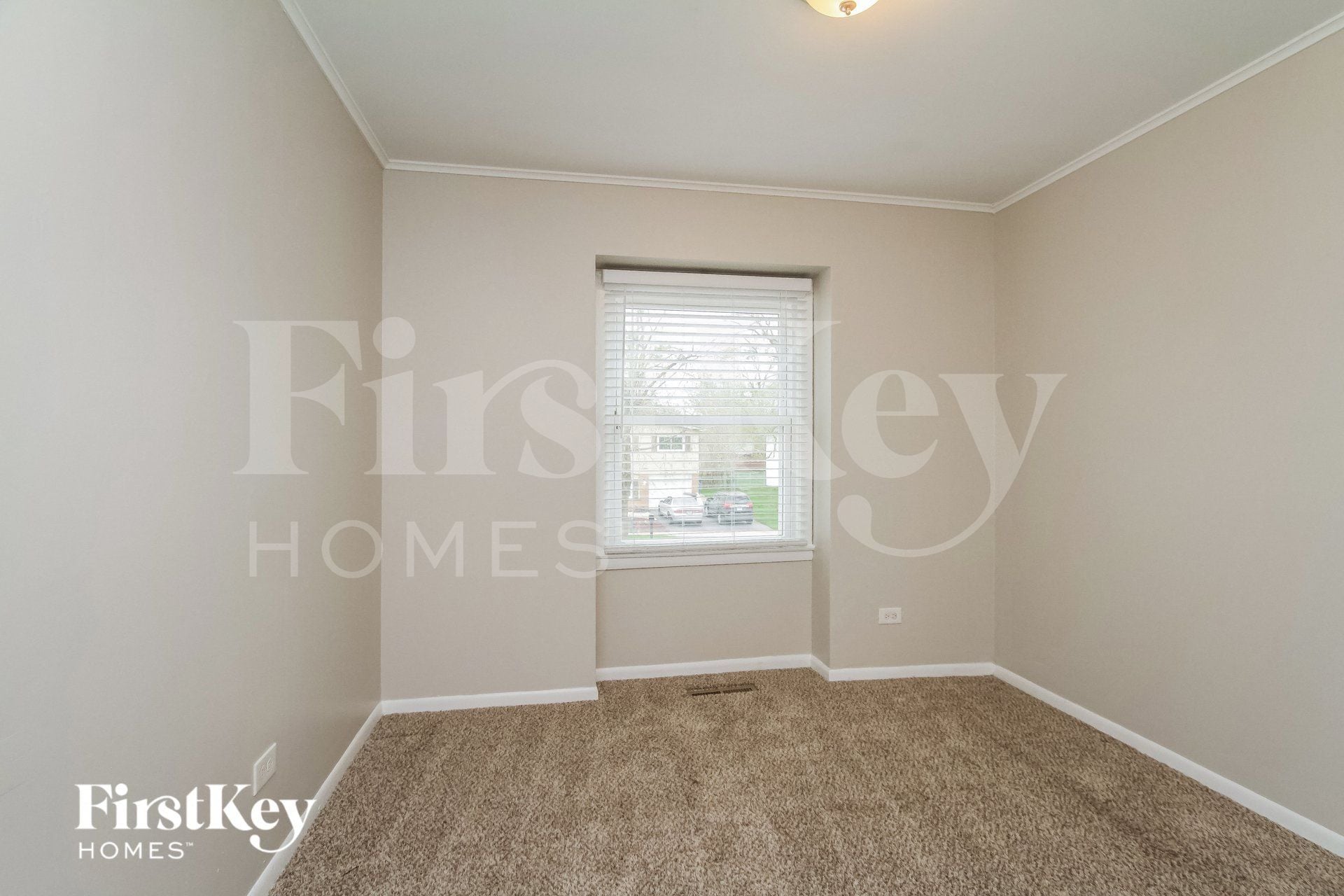 Building Photo - 4924 Imperial Dr