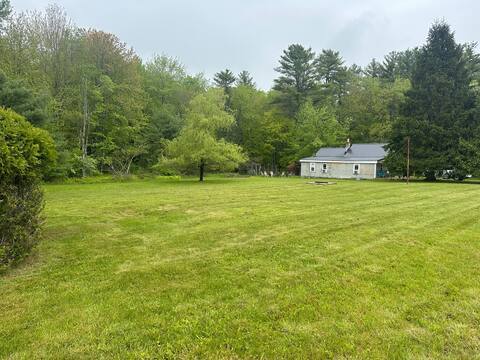 Building Photo - 384 Parker Farm Rd