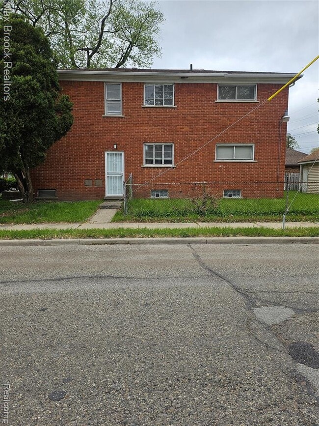 Building Photo - 404 West St