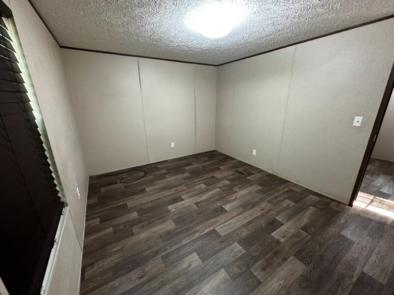 Building Photo - 828 Magnolia St