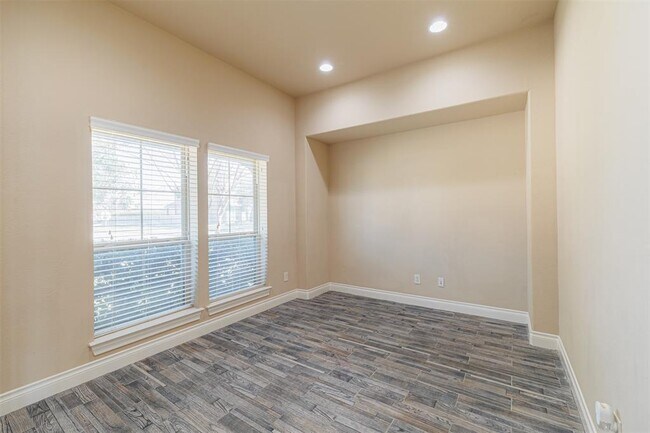 Building Photo - 23403 Clark Arbor Ln