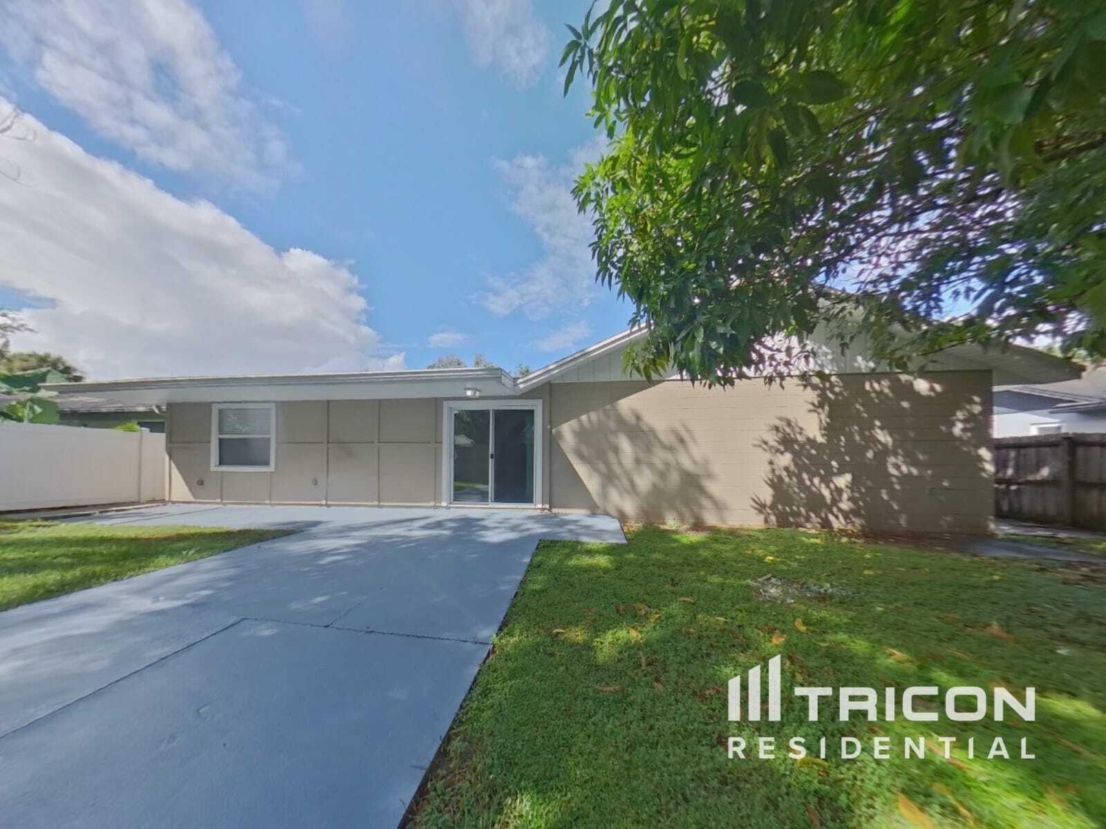 Building Photo - 7116 Green Needle Dr