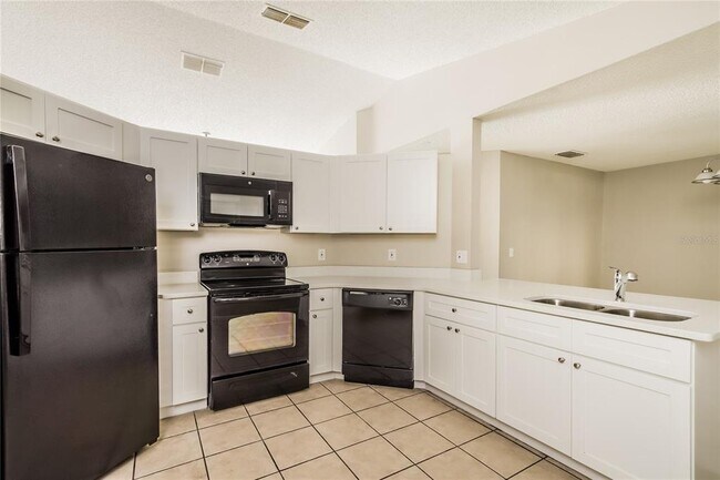 Building Photo - 619 Regency Way