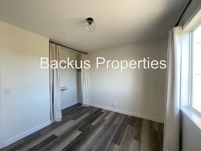 Building Photo - 333 Espinosa Rd