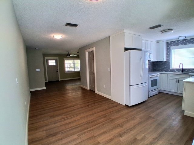 Building Photo - 308 Banana St