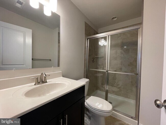 Building Photo - 3659 Duckhorn Way