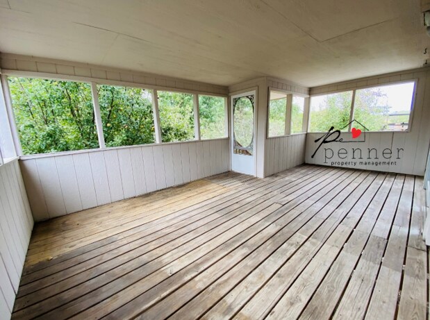 Building Photo - 2207 Cherokee Dr