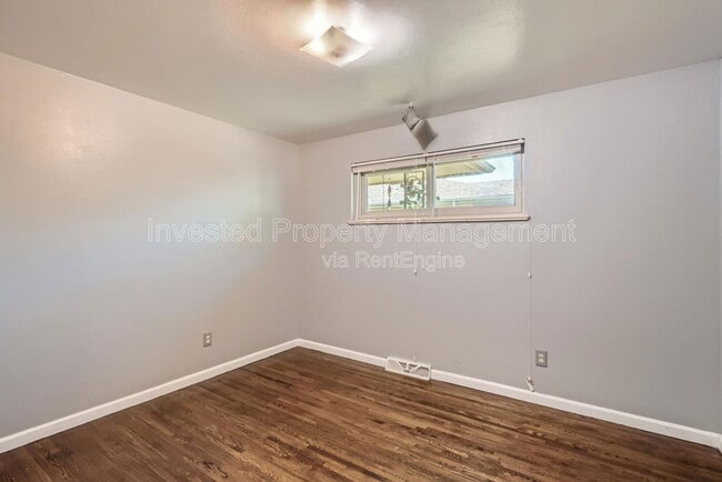 Building Photo - 1060 S Decatur St