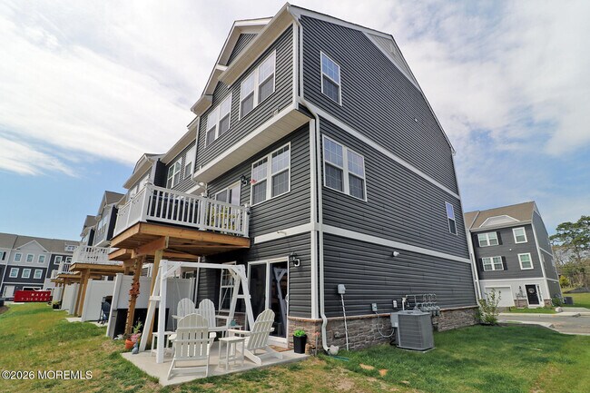 Building Photo - 16 Baybreeze Dr