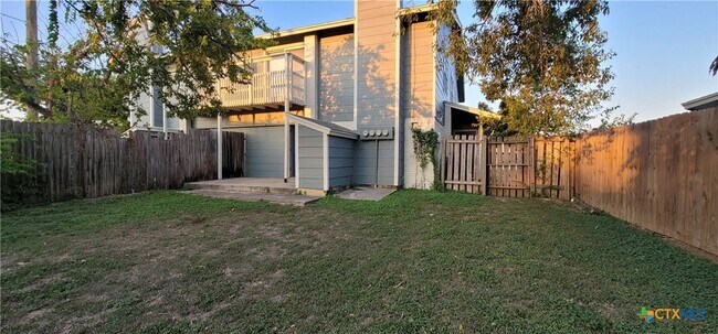 Building Photo - 1108 Covey Ln