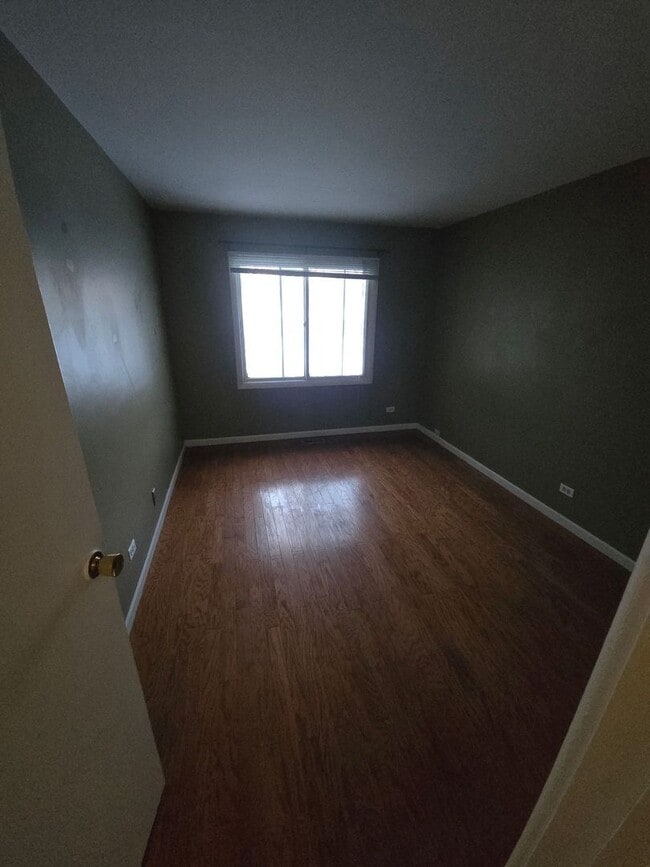 Building Photo - 3108 Roberts Dr