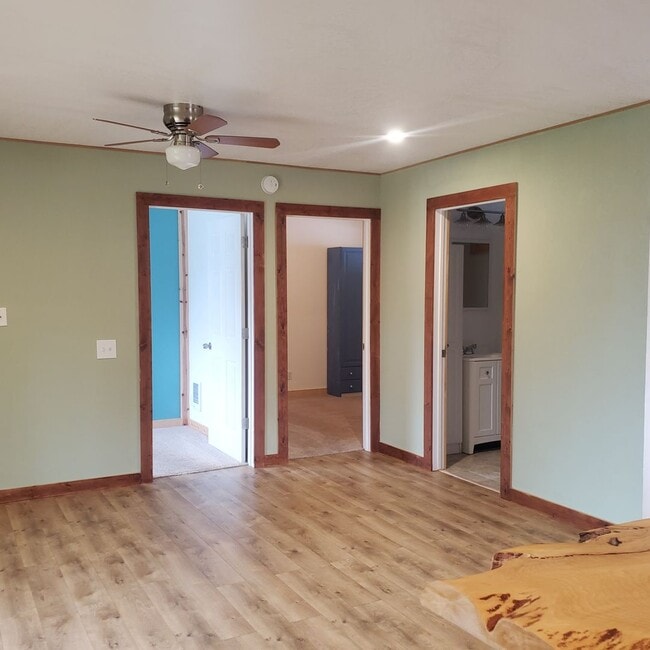 Building Photo - Awesome cabin for sale by owner or rent