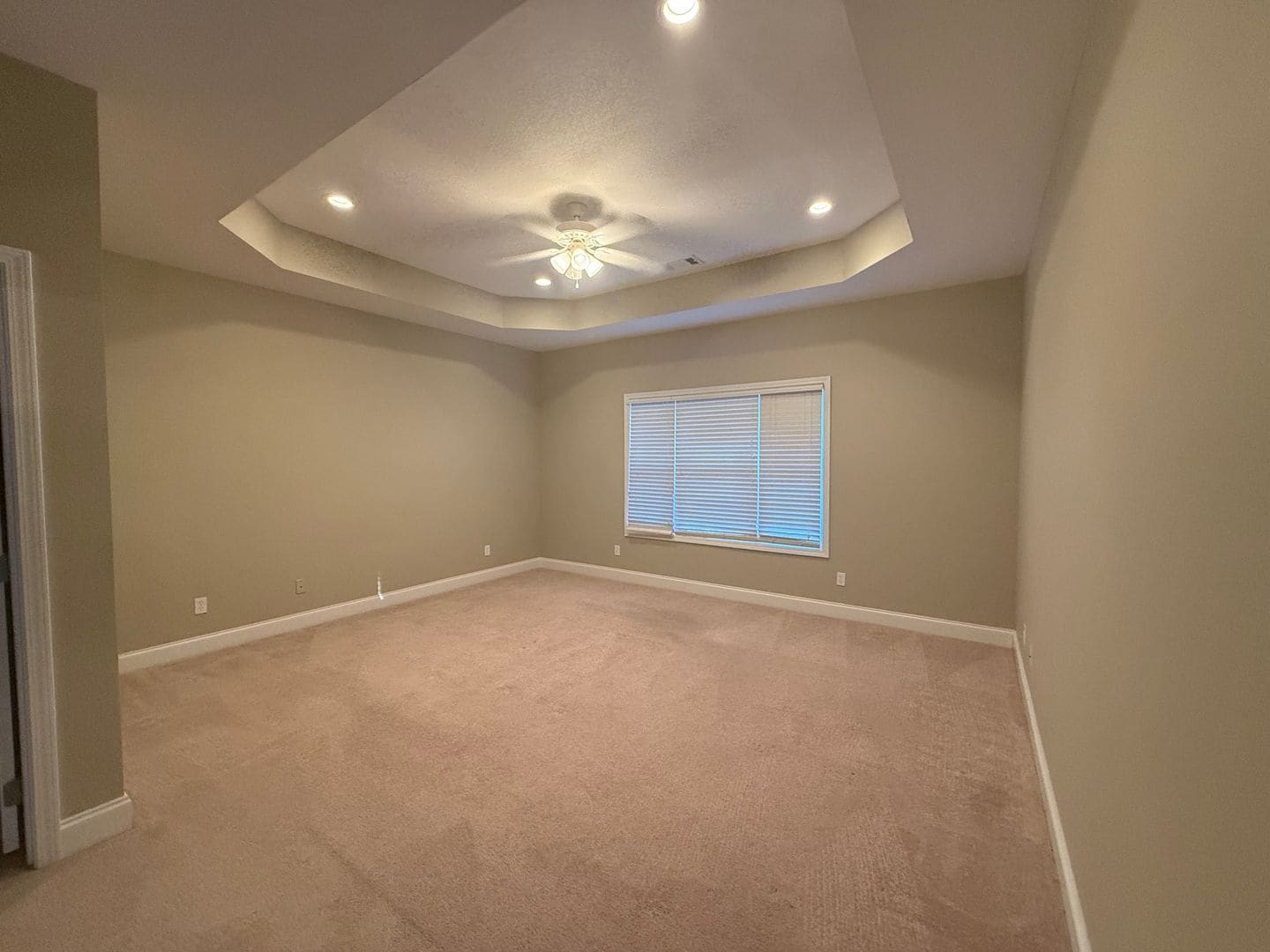 Building Photo - One Level Garden Home in Athena Park