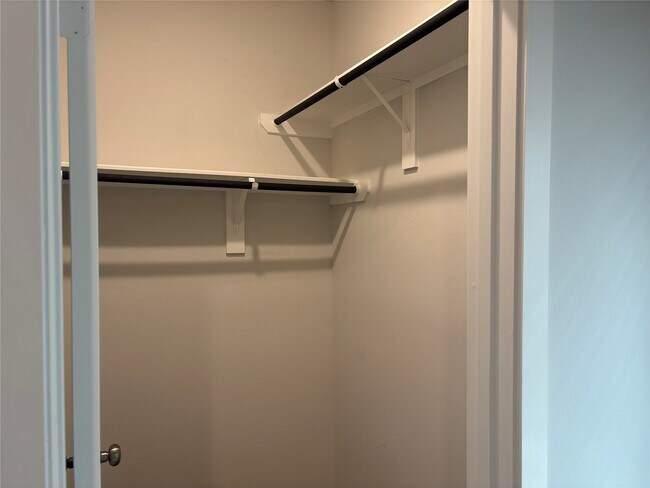 Building Photo - 5735 Blue Grama Dr