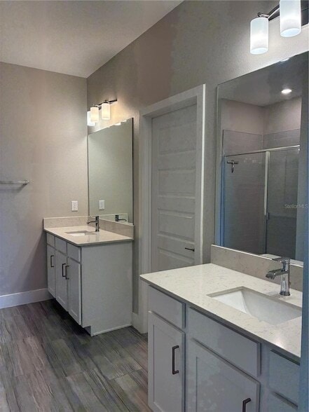 Building Photo - 9766 Campanula Ct