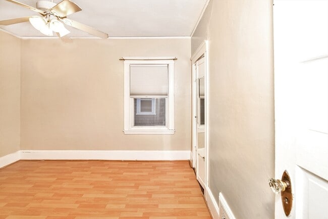 Building Photo - 1877 Hyde Park Ave