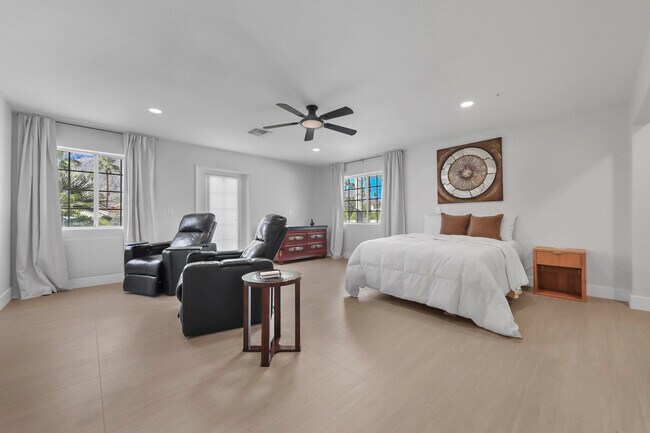 Building Photo - 2246 Paseo Roseta