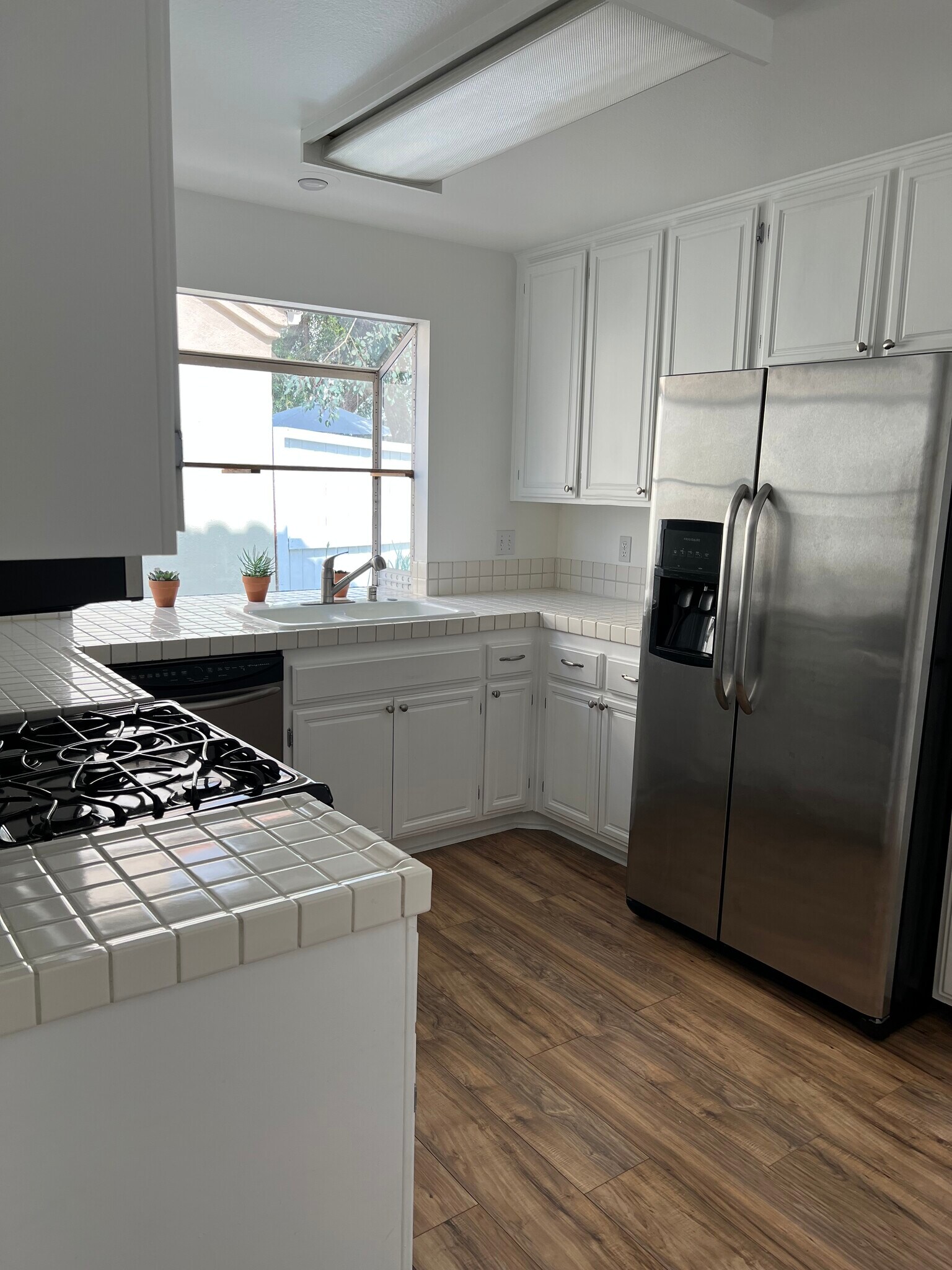 Building Photo - 4344 Willow Glen St