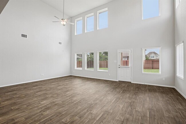 Building Photo - 2405 Ambling Trl