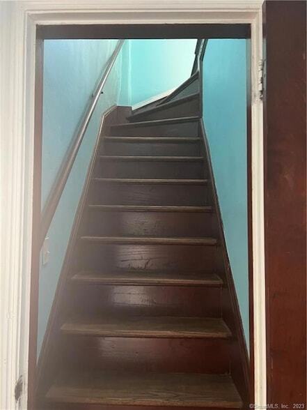 Building Photo - 214 Goffe Terrace