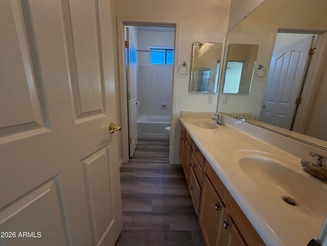 Building Photo - 13313 W Rovey Ave