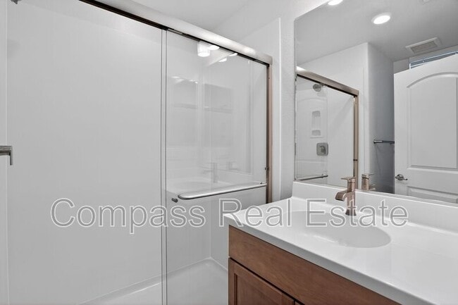 Building Photo - 21061 Story St