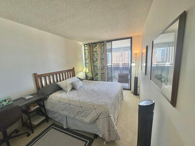 Building Photo - 55 S Kukui St