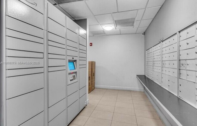 Building Photo - 36 NW 6th Ave