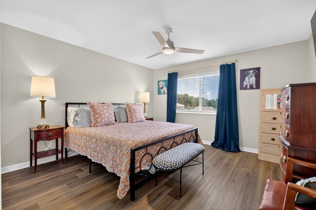 Building Photo - 353 Lake Amberleigh Dr