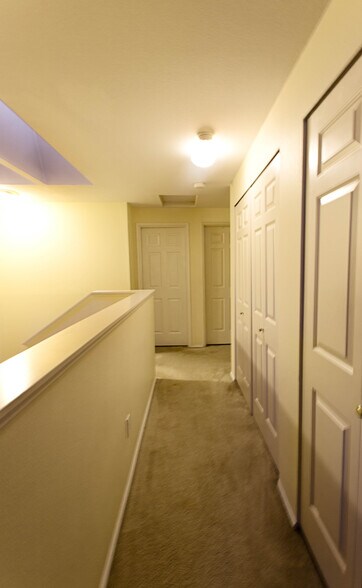 Building Photo - 5107 176th St SW #B