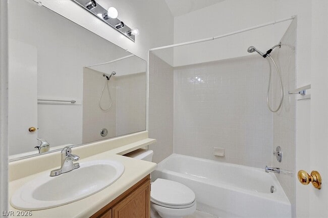 Building Photo - 1199 Sunfire Ave