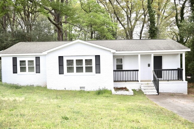 Primary Photo - 111 N Irwin St