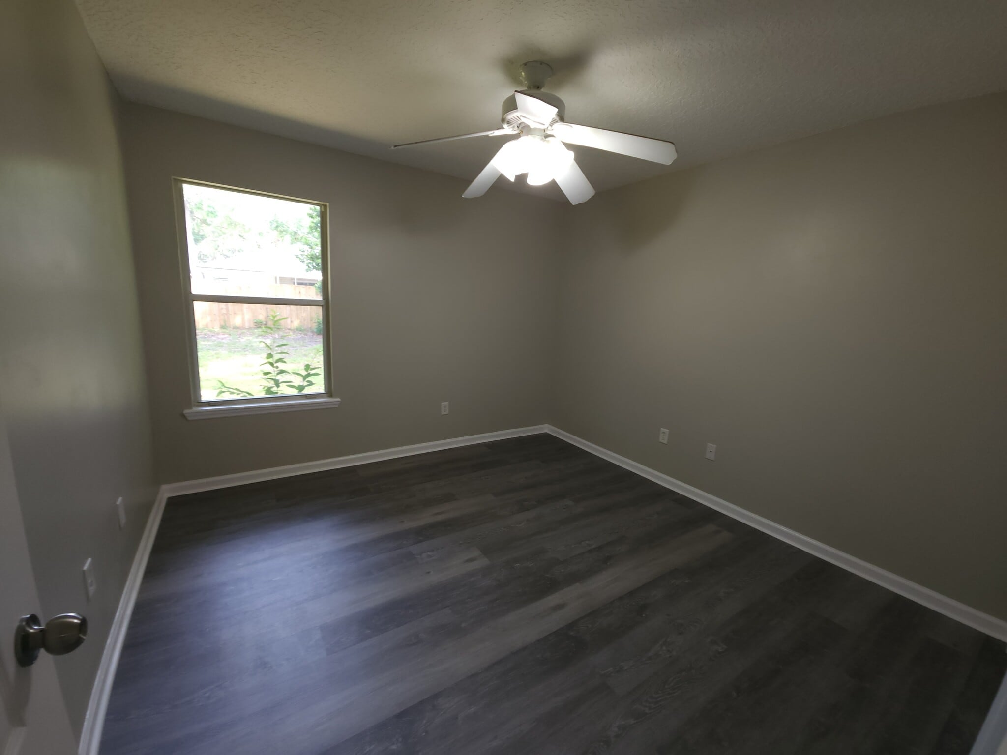 Guest BR - 95180 Twin Oaks Ln