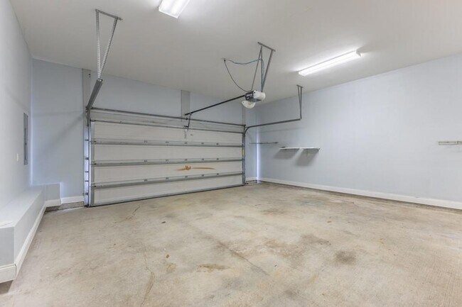 Building Photo - 321 Cypress Lakes Dr