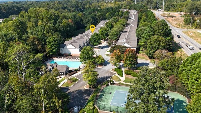 Building Photo - 2871 Cross Creek Dr