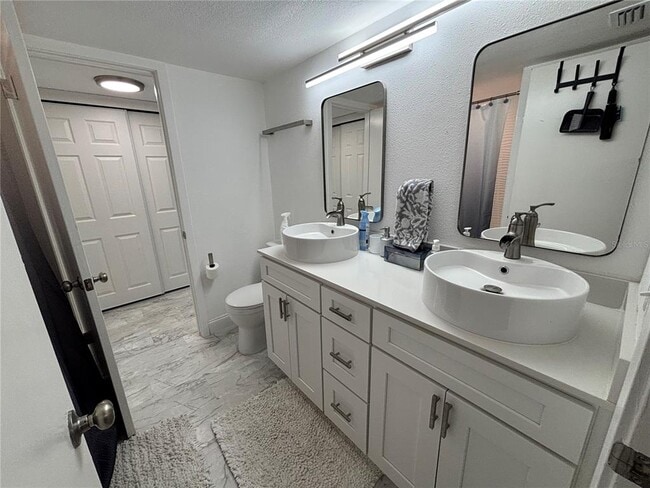 Building Photo - 4904 38th Way S