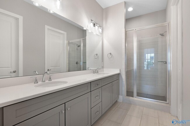 Building Photo - 190 Kearny St