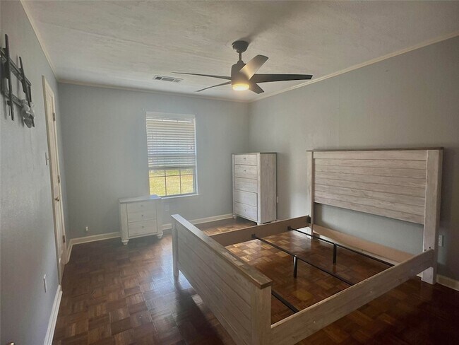 Building Photo - 6633 FM 36