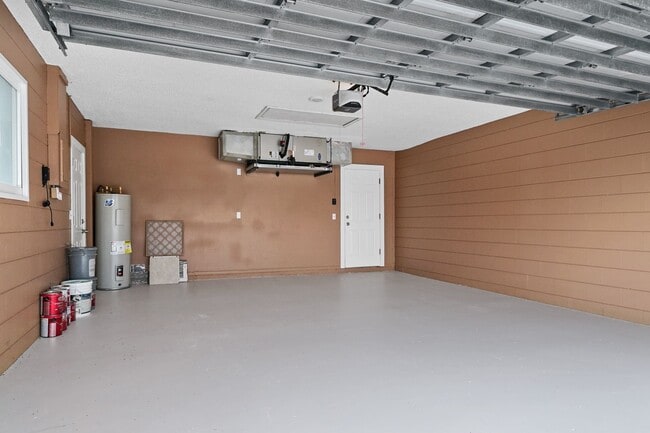 Building Photo - Perfect West Bradenton Location - 2 bedroom / 2 bathroom Home