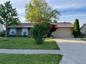 Building Photo - 7117 Chivington Dr