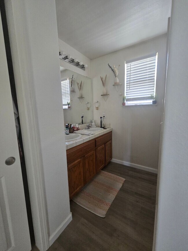 Building Photo - 3 BR 2 BA available soon